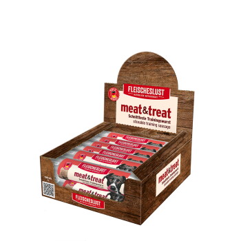 Aufsteller der Marke FLEISCHESLUST 'meat&treat' schneidbare Trainingswurst für Hunde, Holzbox mit Hundebild und Produktetiketten.