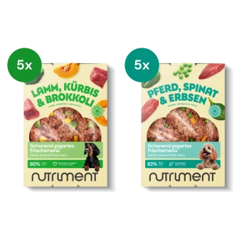 Zwei Packungen Nutriment schonend gedämpftes frisches Hundefutter, eine mit Lamm, Kürbis & Brokkoli, eine mit Pferd, Spinat & Erbsen.