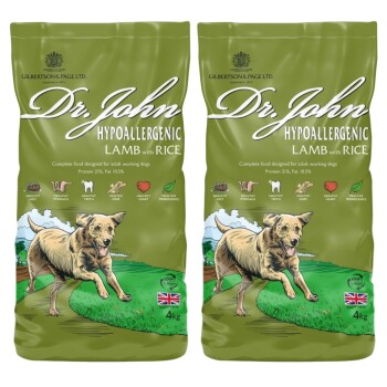 Zwei Säcke Dr John hypoallergenes Lamm mit Reis Hundefutter, jeweils 4 kg, mit einer Hundillustration und ernährungsphysiologischen Angaben.