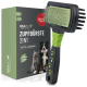 Eine doppelseitige 2-in-1-Haustierpflegebürste mit einem grünen und schwarzen Griff neben ihrer Verpackung, beschriftet für Hunde und Katzen.