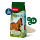 PANTO Pferdefutter Tasche mit einem braunen Pferd, mit Text, der Vitamine, Mineralien und Omega-3-Fettsäuren hervorhebt.
