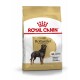 Sac de nourriture pour chien Royal Canin Adult Rottweiler, présentant une image de Rottweiler, avec un texte mettant en avant la nutrition spécifique à la race et les bienfaits pour la santé.