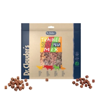 Dr. Clauder's Trainee Snack Mega Mix Haustierleckerlipackung, mit buntem Text und kleinen, würfelförmigen Snacks, die herumgestreut sind.
