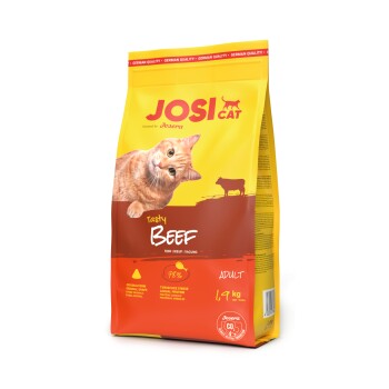 JosiCat Tasty Beef Katzenfutter für erwachsene Katzen, 1,9 kg, mit einer orangefarbenen getigerten Katze und deutschem Qualitätssiegel.