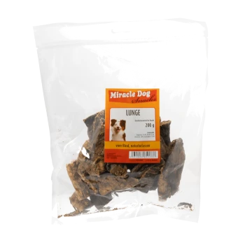 Klarer Plastikbeutel mit Miracle Dog Snacks Lunge Rinderlungen-Hundeleckerlis, 200g, mit einem Hundeabbild auf dem Etikett.
