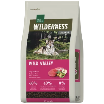 Sac d'alimentation pour animaux Real Nature WILDERNESS Senior "Wild Valley" avec photo de loup ; "Boeuf avec cheval" et mentions 60 % 40 % 0 %.