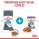 Emballage de nourriture pour animaux Royal Canin Urinary Care avec des croquettes sèches et de la nourriture humide sur une assiette, étiqueté "Programme Nutritionnel Complet."