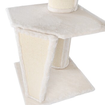 Ein beiger Katzenbaum mit einer plüschigen oberen Plattform und sisalumwickelten Kratzpfosten, entworfen für das Spielen und Entspannen von Katzen.