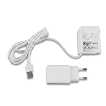 Weiße USB-betriebene Haustier-Wasserpumpe mit aufgewickeltem USB-Kabel, EU-Steckeradapter und Düse, Beschriftung 'Lucky-Kitty'.
