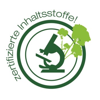 Logo mit einem Mikroskop und grünen Pflanzenelementen, mit dem Text "zertifizierte Inhaltsstoffe!" der zertifizierte Zutaten anzeigt.