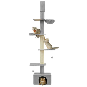 Drei Katzen spielen auf einem hohen, mehrstöckigen Katzenbaum in Grau und Beige, mit Plattformen, einem hängenden Spielzeug und einem gemütlichen Versteck.