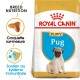 Sac de nourriture pour chiens Royal Canin Puppy Pug avec une image de chiot carlin, mettant en avant la nutrition de la race et le soutien du système immunitaire.