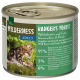 Eine Dose Wilderness Ranger's Forest Katzenfutter mit einem Bengal-Katze auf dem Etikett. Es enthält 97% Wildschwein, Ente, Kaninchen und Wildfleisch.