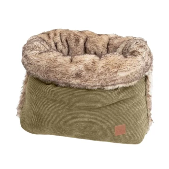Weiches olivgrünes Cord-Haustierbett mit plüschigem beigem Kunstfellfutter und kleinem braunem Etikett mit der Aufschrift „Pet Zone“.