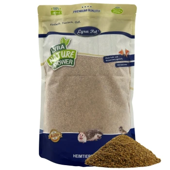 Lyra Pet Nature Power Kleintierfutterbeutel mit Bildern von Hamster und Igel sowie einem Haufen brauner Pellets.