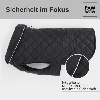 Schwarzer, gesteppten Hundemantel mit reflektierenden Details, beschriftet mit 'Sicherheit im Fokus' und 'Integrierte Reflektoren für maximale Sicherheit.'