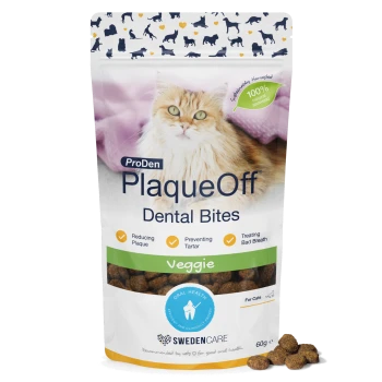 ProDen PlaqueOff Dental Bites Veggie bag for cats with cat photo and 100% natural seaweed badge
