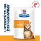 Verpackung von Hill's Prescription Diet c/d Katzenfutter, mit einer Katze mit blauem Halsband und dem Text "Unterstützung der Harnwege."