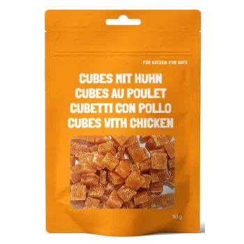 Orangene Haustiersnack-Tüte mit der Aufschrift „Würfel mit Huhn“ in mehreren Sprachen, zeigt kleine Hühnergeschmack-Würfel, 50g.