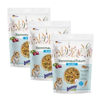 Trois sacs de nourriture pour hamsters "RennmausTraum BASIC", présentant un mélange coloré de grains et de graines, avec une illustration de hamster mignonne.