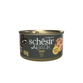 Can of Schesir Complete After Dark grain-free chicken wet cat food, 80g.