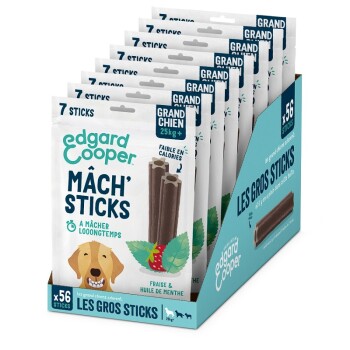Edgard Cooper Mâch' Sticks pour grands chiens, 7 bâtonnets par paquet, faible en calories, avec fraise et menthe, illustré par un chien souriant.