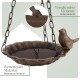 Eine gewellte hängende Vogelbadewanne mit einer Vogelskulptur, gekennzeichnet mit "wetterfestem Material" und "verschraubten Elementen."