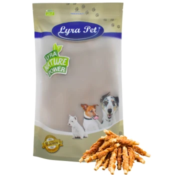 Kaustangen mit Hühnerbrust 1 kg Verpackung von Lyra Hundeleckerlis mit verschiedenen Hunden, beschriftet mit "Lyra Nature Power," mit einem "100% natürlich"-Siegel und "10 Jahren Best Qualität"-Abzeichen.