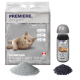 "Premiere Klumpstreu Beutel (12 kg, unbeduftet) mit grauem Katzenbild, neben einer Excellent Odor Stop Flasche und einem Streuhaufen."