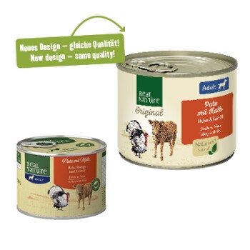 Zwei Real Nature Haustierfutterdosen, beschriftet mit "Original" und "Adult," mit einem neuen Design, das sagt "Neues Design – gleiche Qualität!"