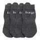 Vier Paare graue Haustiersocken mit dem Markennamen "kurgo" in Weiß auf dem Bündchen gedruckt.