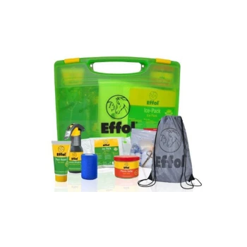 Grünes Tierpflege-Set von Effol, einschließlich eines Kühlpacks, Salben, Verbänden und einem Zugbeutel, alles auf einer weißen Oberfläche präsentiert.