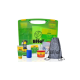 Grünes Tierpflege-Set von Effol, einschließlich eines Kühlpacks, Salben, Verbänden und einem Zugbeutel, alles auf einer weißen Oberfläche präsentiert.