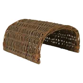 Ein geflochtener Korbhundeversteck mit einem gewölbten Design, ideal für kleine Tiere zum Ausruhen oder Spielen.