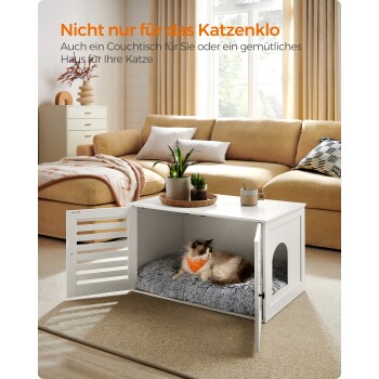 Ein gemütliches weißes Katzenhaus auf einem Couchtisch mit einem grauen Bett darin und einer Katze in einem orangefarbenen Bandana. Text: "Nicht nur für die Katzentoilette."