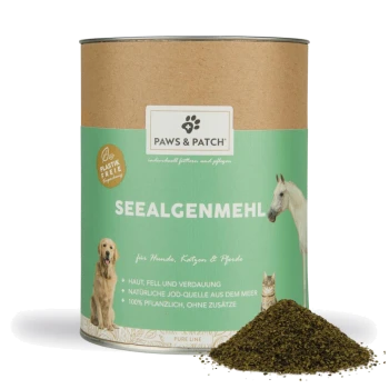 Paws & Patch 'SEEALGENMEHL' grüner Kanister mit Mehl aus Meeresalgen, zeigt Bilder von Hund, Katze und Pferd sowie einen Pulverhaufen.