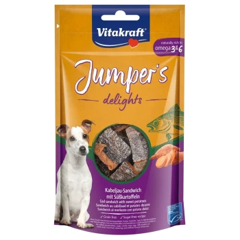 Opakowanie przysmaków dla psów Vitakraft Jumper's Delights pokazuje małego psa i tekst: 'Kabeljau-Sandwich mit Süßkartoffeln', bogate w omega 3 i 6.