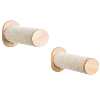 Zwei wandmontierte Kratzbäume für Katzen mit natürlichen Holzkappen und mit Sisal umwickelten Mittelteilen, entworfen für das Kratzen und Klettern von Katzen.