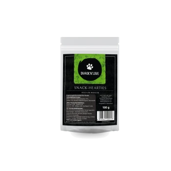 Snack'N'Love Snack-Hearties pour chiens, paquet de 100 g, contenant des ingrédients à base d'insectes, une analyse nutritionnelle et des recommandations d'alimentation.