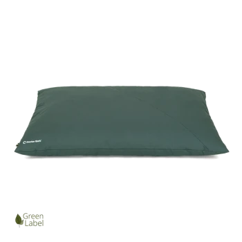 Grünes Haustierbett von Doctor Bark, mit einem eleganten Design und einem subtilen diagonalen Muster sowie einem "Green Label"-Logo.