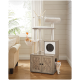 Ein stilvoller Katzenbaum mit einer gemütlichen Hängematte, Kratzpfosten und einem Versteckwürfel, mit zwei verspielten Katzen - einer orange und einer weiß.