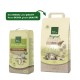 Zwei Real Nature Katzenstreu-Beutel mit Illustration einer ruhenden Katze; Schriftzug 'Neues DESIGN, gleiche QUALITÄT'.