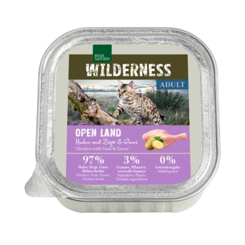Die Verpackung des Wilderness-Katzenfutters mit der Aufschrift "Open Land" zeigt eine Wildkatze und listet Huhn, Ziege und Gans als Zutaten auf. 97% Fleisch, 3% Gemüse.