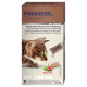 L'emballage de la nourriture pour chats montre un gros plan du visage d'un chat, étiqueté "PREMIERE. I love my cat," avec des détails sur la saucisse de foie et les canneberges.