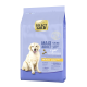 Select Gold Hundefutterbeutel, beschriftet mit "MAXI ADULT Light," geeignet für Hunde über 25 kg, mit Huhn als Hauptzutat.