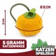 Ein plüschiges, orangefarbenes Kürbis-Haustierspielzeug mit einem grünen Stiel, mit einem Durchmesser von 8 cm und einer Höhe von 6 cm, beschriftet mit "5 Gramm Katzenminze."