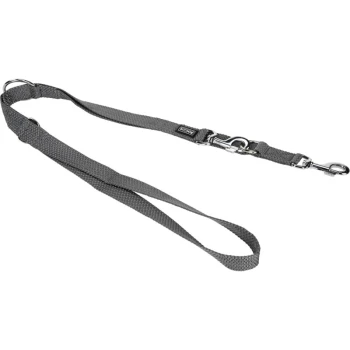 Grijze hondenriem met een stevige clip en een gevoerd handvat, ontworpen voor comfort en controle tijdens wandelingen.