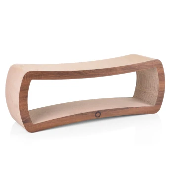 Stylischer Katzenkratzbaum aus Holz mit geschwungenem Design und glatter Oberfläche, ideal zum Kratzen und Entspannen.