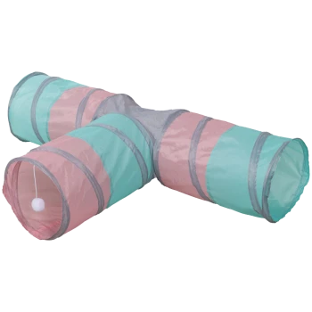 Haustier-Spieltunnel in Pastellrosa und Türkis mit einem weißen hängenden Bommelspielzeug an einem Ende.