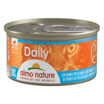 Dosenfutter für Katzen, beschriftet mit "Daily" von Almo Nature, mit einem getreidefreien Rezept mit Thunfisch und Weißfisch, geeignet für erwachsene Katzen.